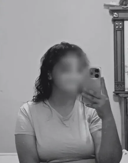 Andrea, 22
