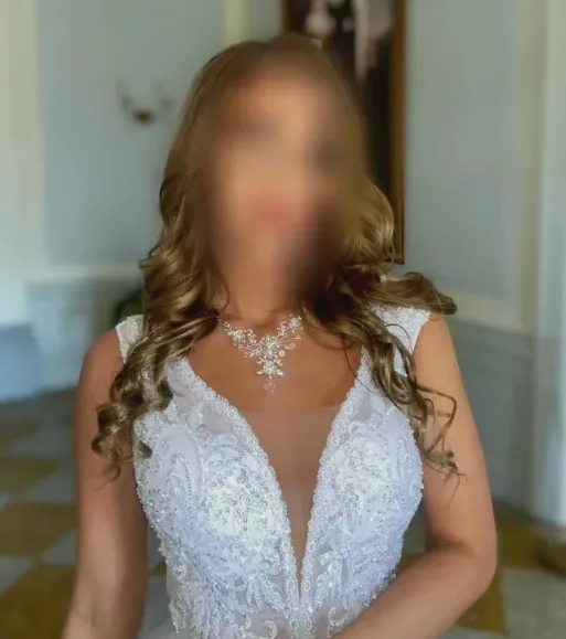 Fiona, 39