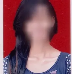 Julia, 35