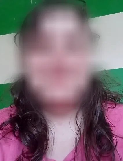 Sarah, 37