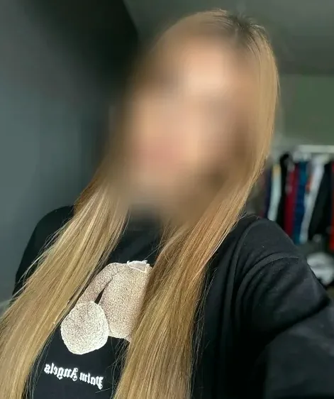 Svenja, 28
