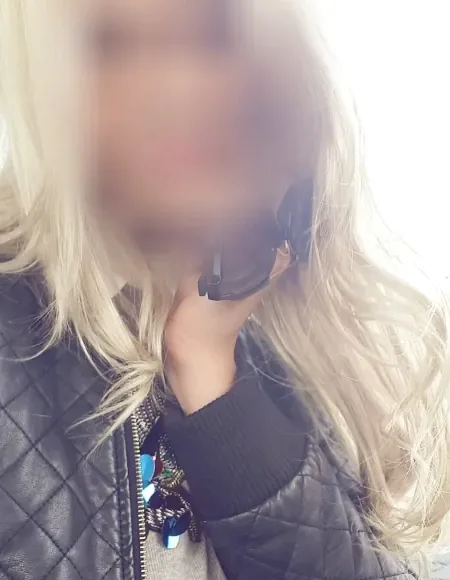 Thea, 32
